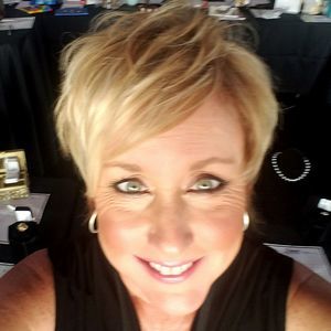 Meet your Posher, Tracey